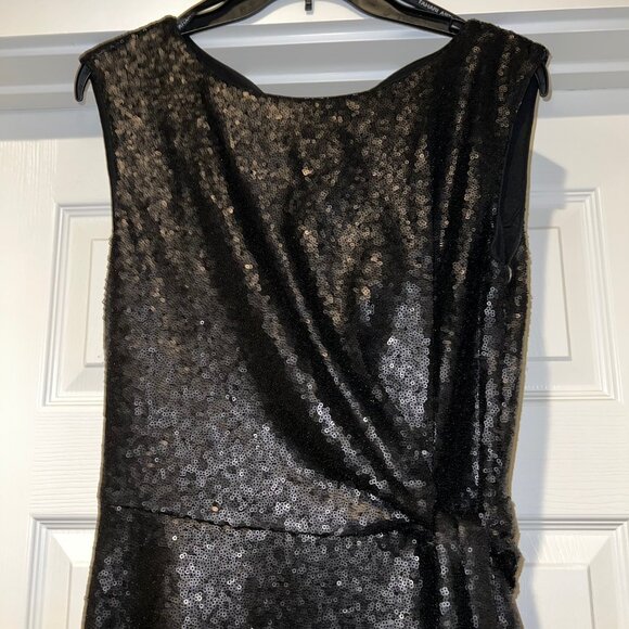 Size 8 Ladies full sequined little black dress - Picture 2 of 4